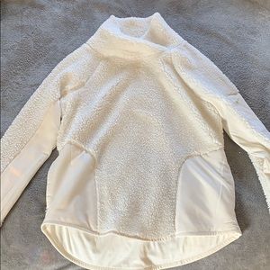 women’s fuzzy pullover with pockets
